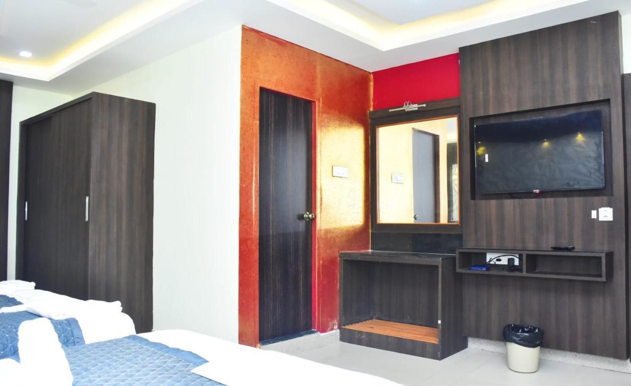 Hotel La Gowri, Coorg Мадикери Екстериор снимка