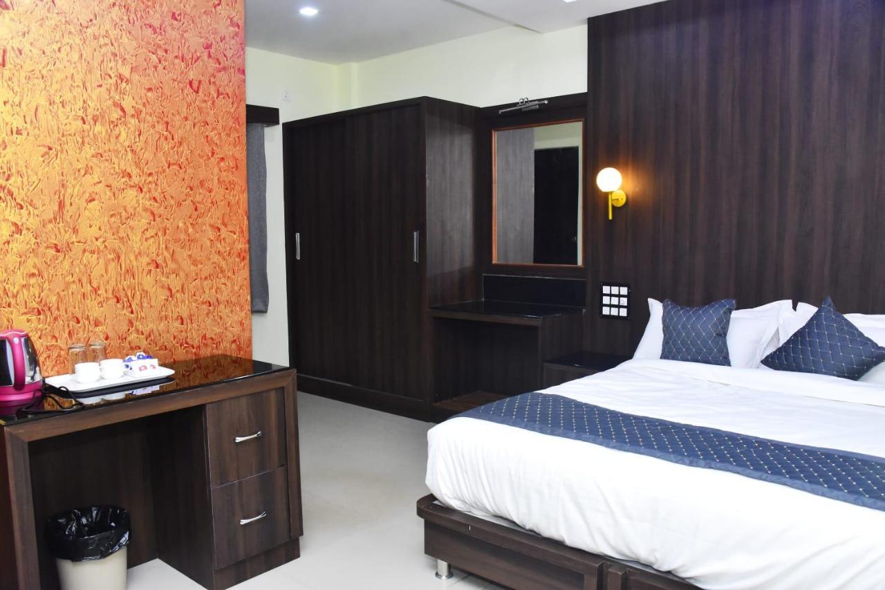 Hotel La Gowri, Coorg Мадикери Екстериор снимка